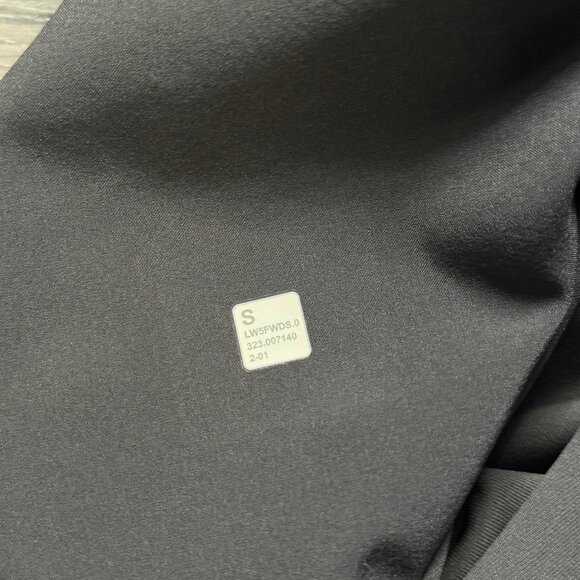 Lululemon Women's Tapered-Leg Mid-Rise Pant 7/8 Length - Grey - Picture 7 of 10